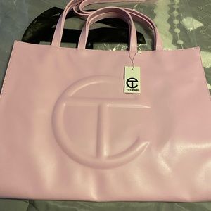 BUBLEGUM LARGE TELFAR SHOPPER BAG